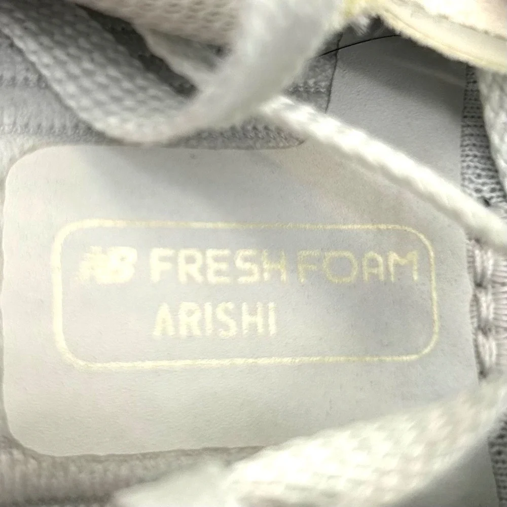New Balance Fresh Foam Arishi v4 Shoes Womens 10B Grey Running Sneakers WARISEG4